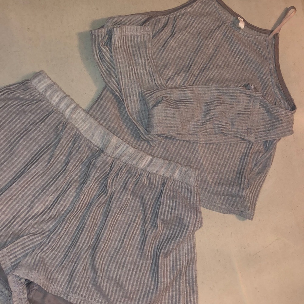 Grey lounge set, never worn